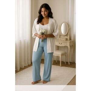 New with Tags Skims Bridal Pant Glacier Blue Lace Waistband Size L